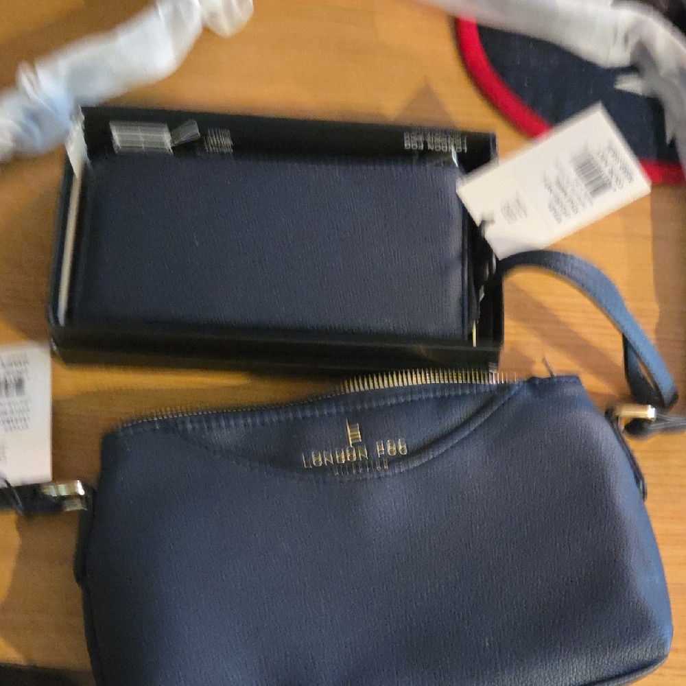 London Fog Dark Blue Wristlet and Wallet